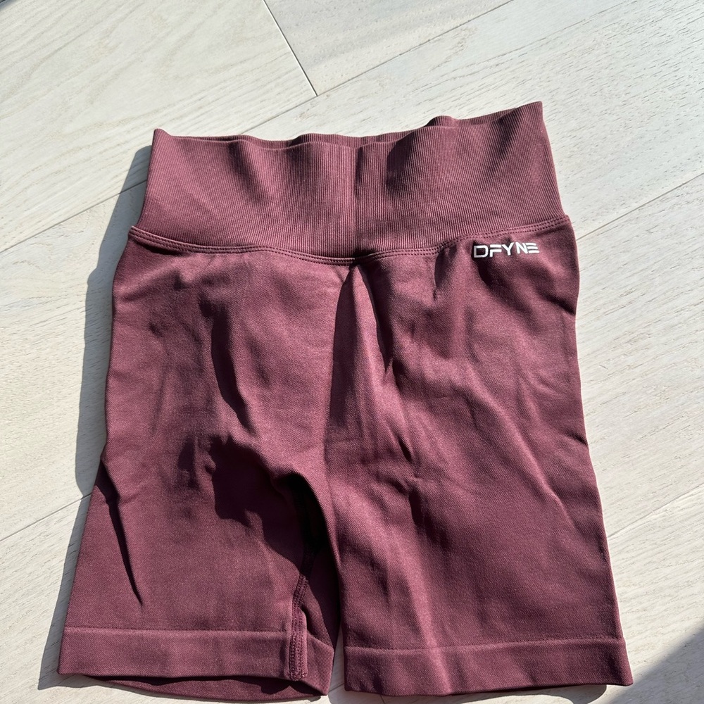 Dfyne shorts